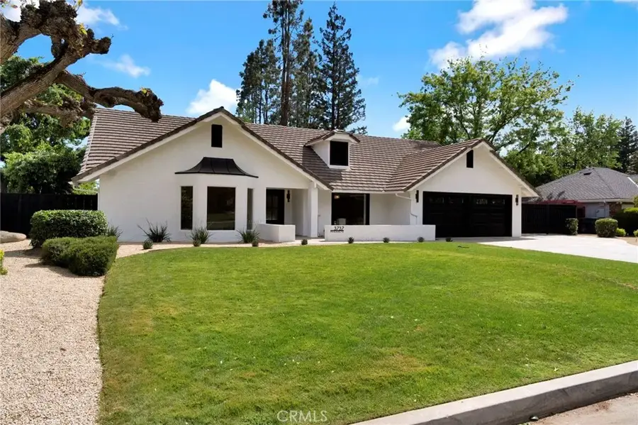 3737 W Minarets Avenue, Fresno, CA 93711 - #2