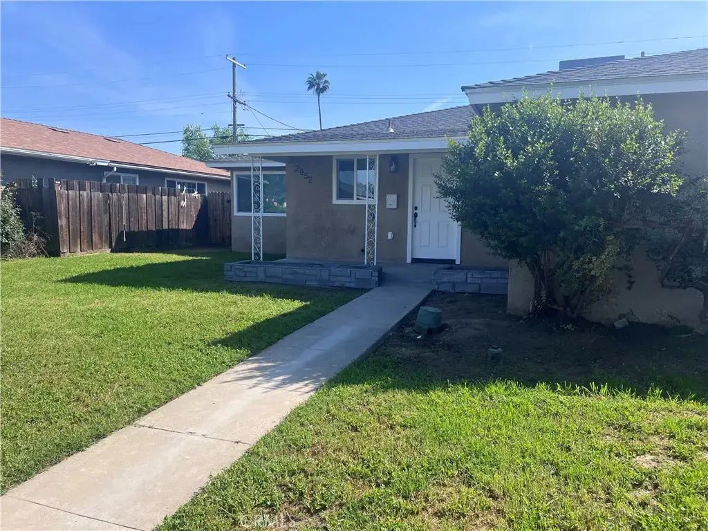 2952 E Gettysburg Avenue, Fresno, CA 93726 - #1