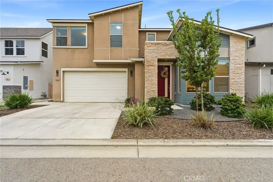 3345 W Florence, Visalia, CA 93277 - #2