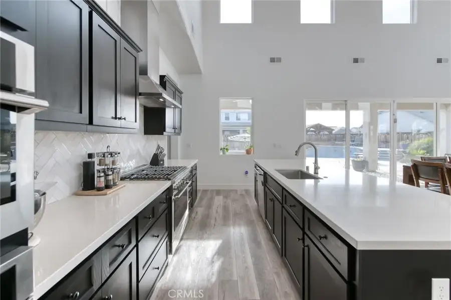 1736 N Renn, Clovis, CA 93619 - #3
