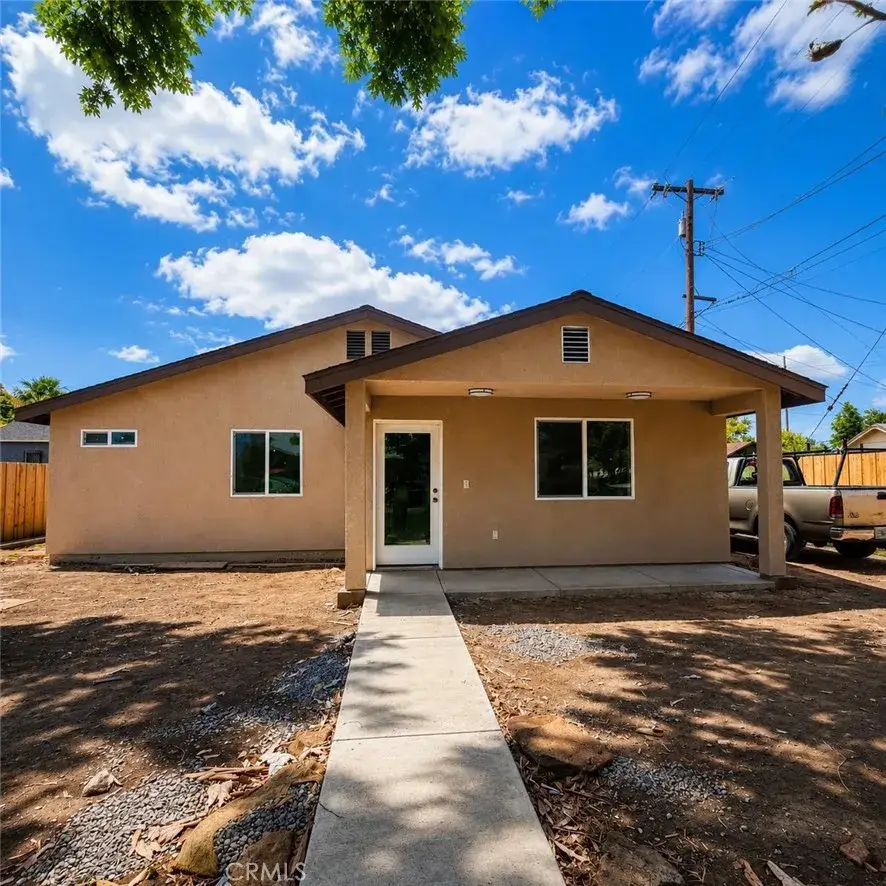 2014 E California Avenue, Fresno, CA 93706 - #1