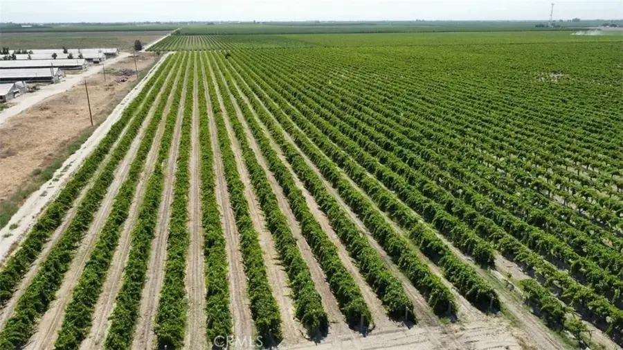 1 S Plumas, Kerman, CA 93630 - #2