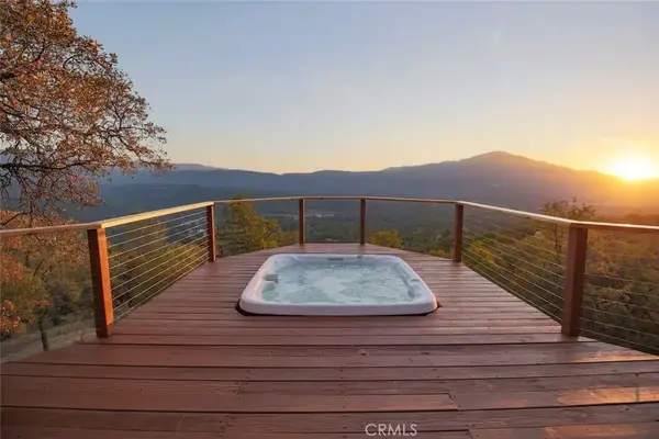 50616 Woodside Lane, Oakhurst, CA 93644
