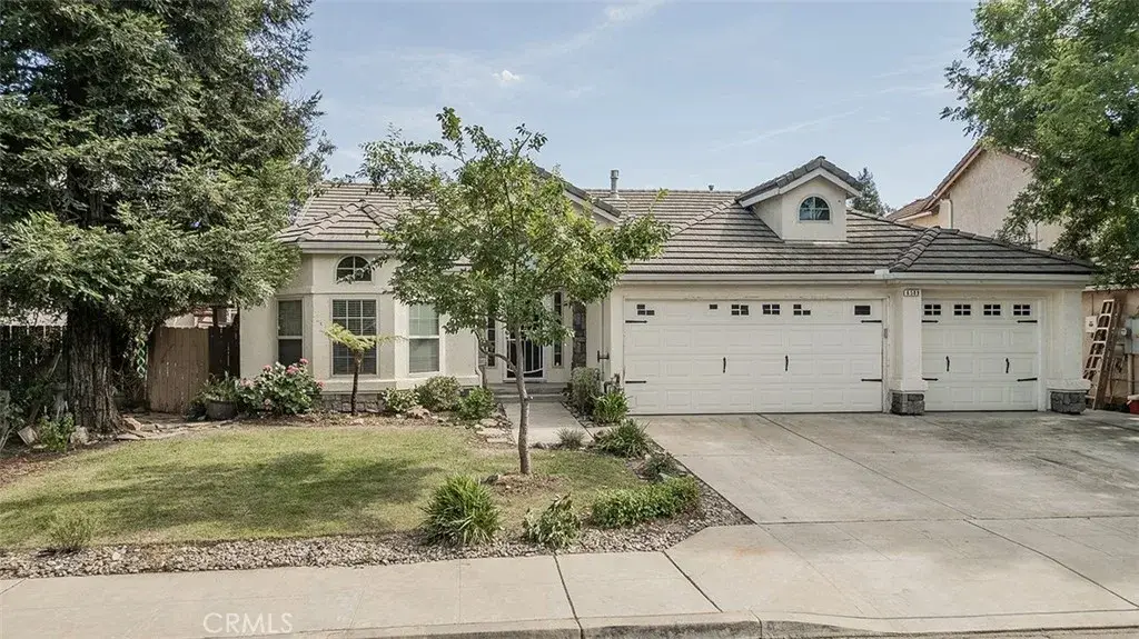 6589 E Michigan, Fresno, CA 93727 - #1