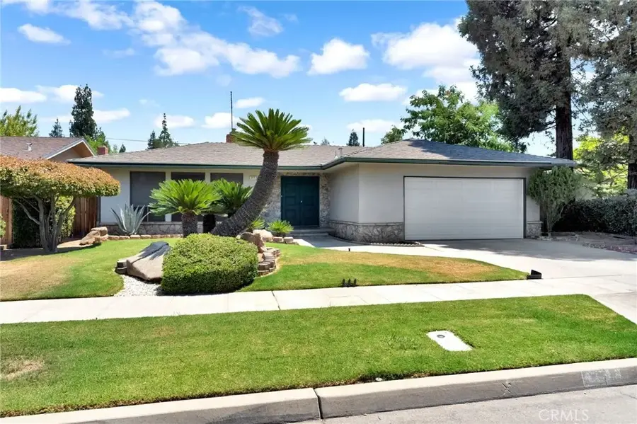5618 N 9th Street, Fresno, CA 93710 - #2