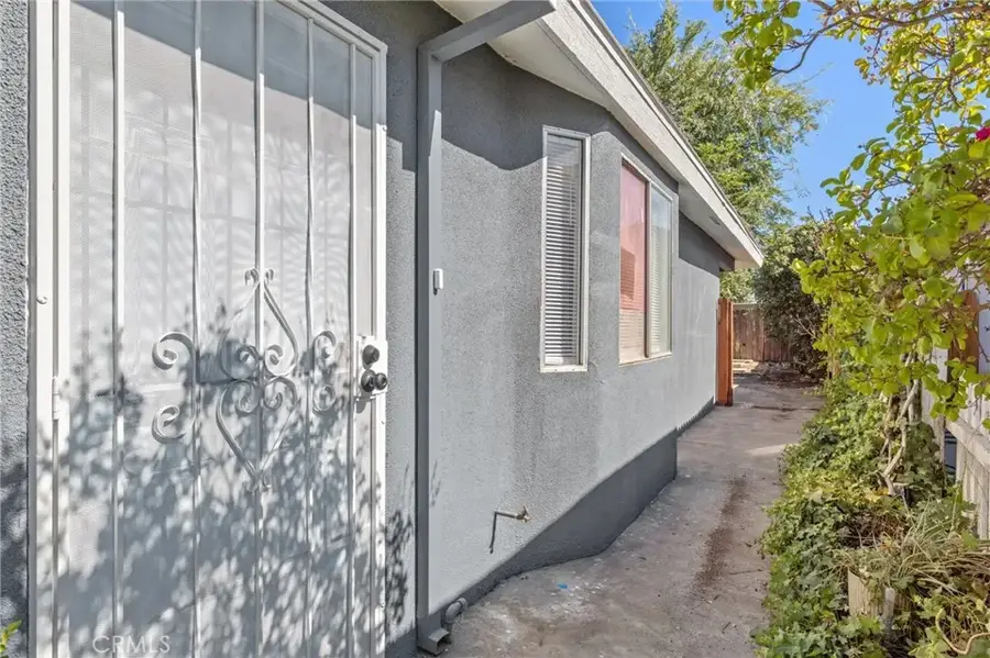 5451 W Santa Ana Avenue, Fresno, CA 93722 - #3