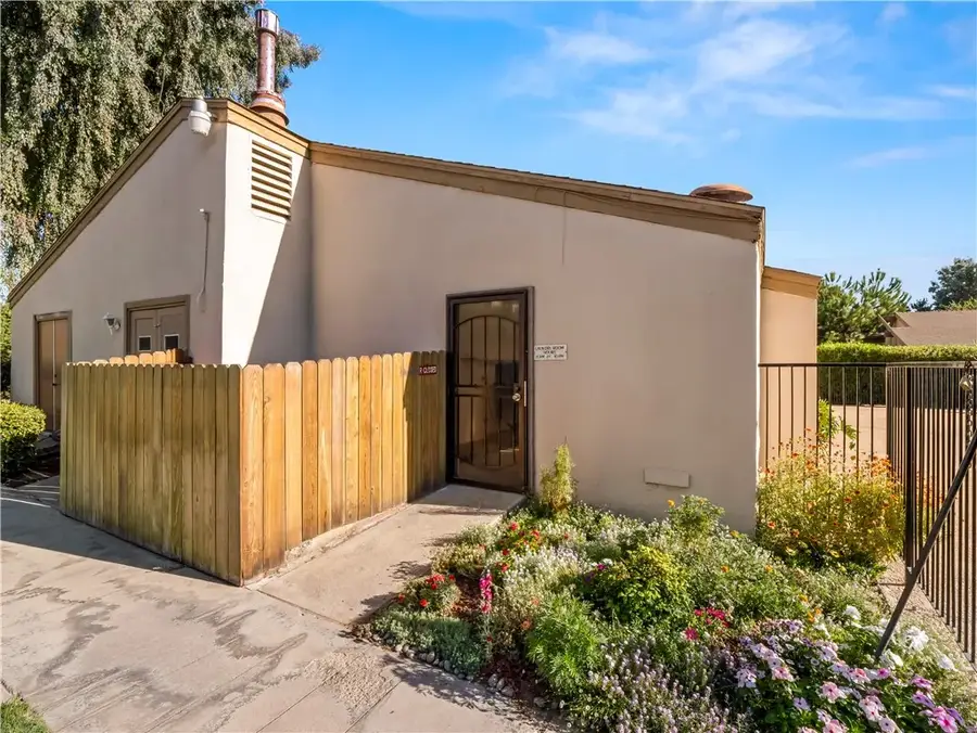 4654 N Chestnut, Fresno, CA 93726 - #3