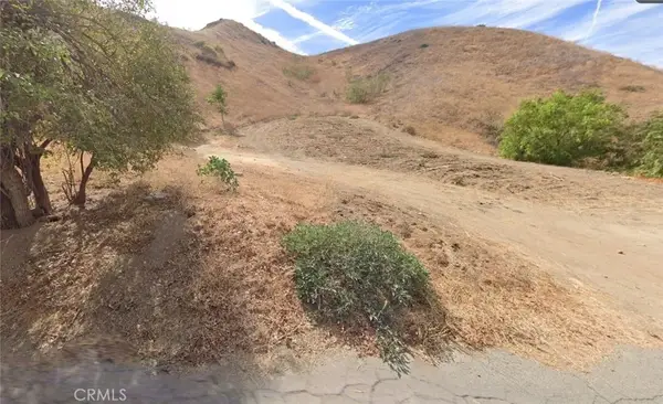 28939 Paradise, Val Verde, CA 91384