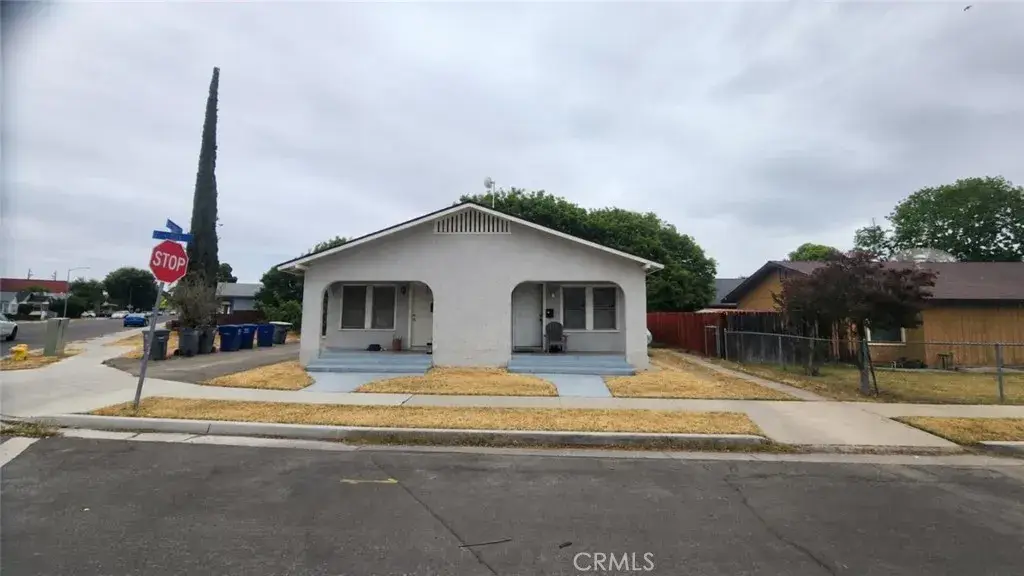 450 N 6th, Coalinga, CA 93210 - #1