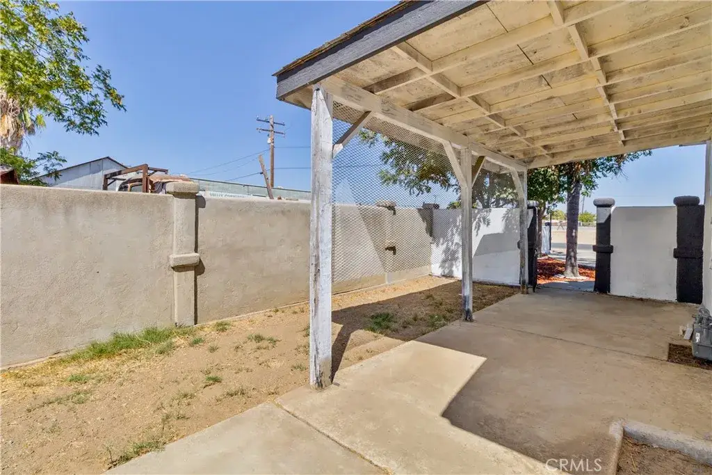815 E 5th, Hanford, CA 93230 - #1