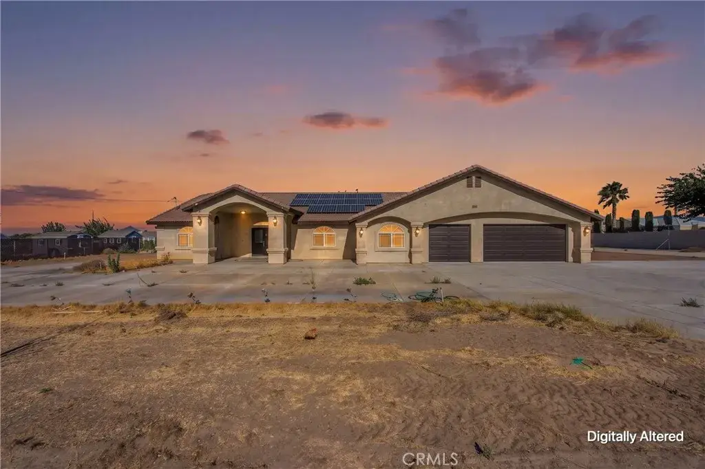 9175 Cottonwood, Hesperia, CA 92345 - #1