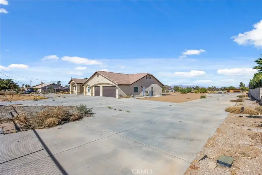 9175 Cottonwood, Hesperia, CA 92345 - #2