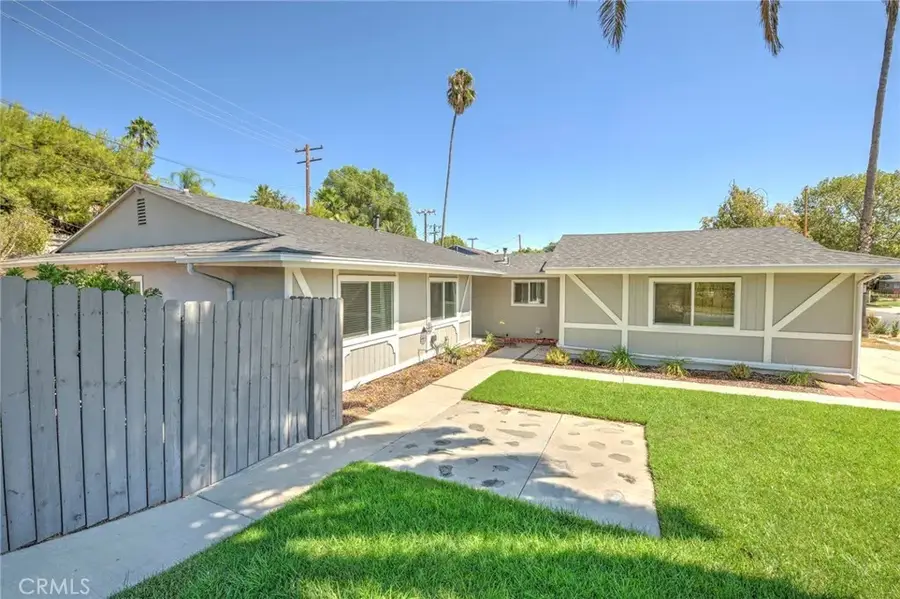 22123 Alamogordo Road, Saugus, CA 91350 - Image #3