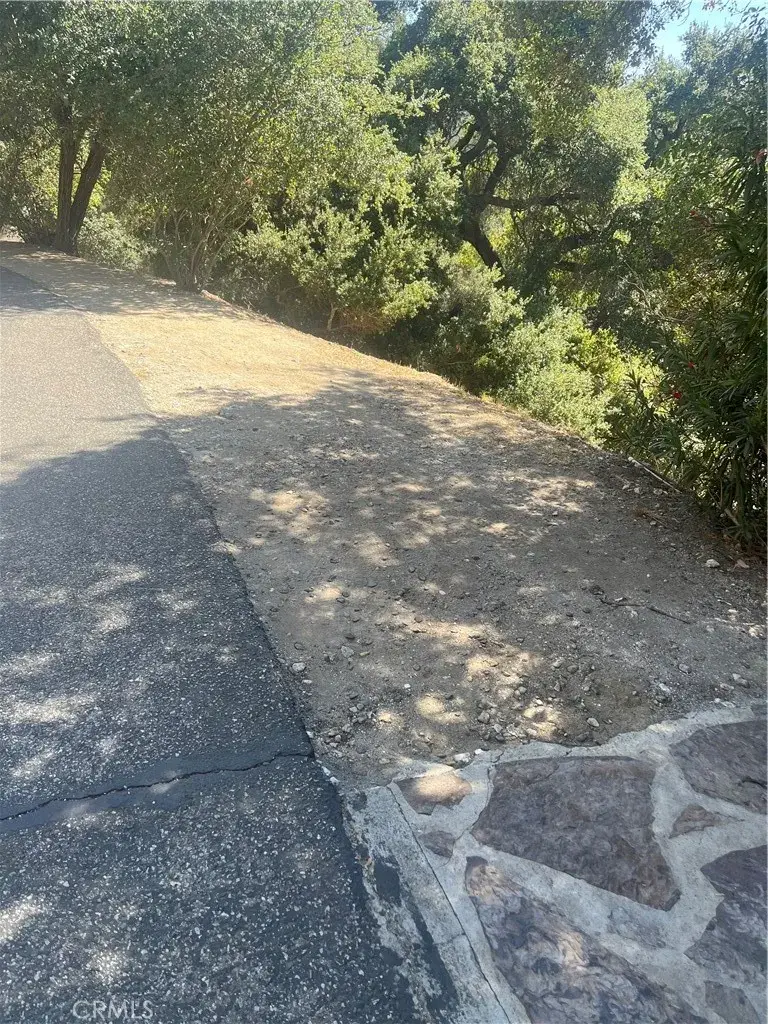 2862 Graceland Way, Glendale, CA 91206 - Image #3