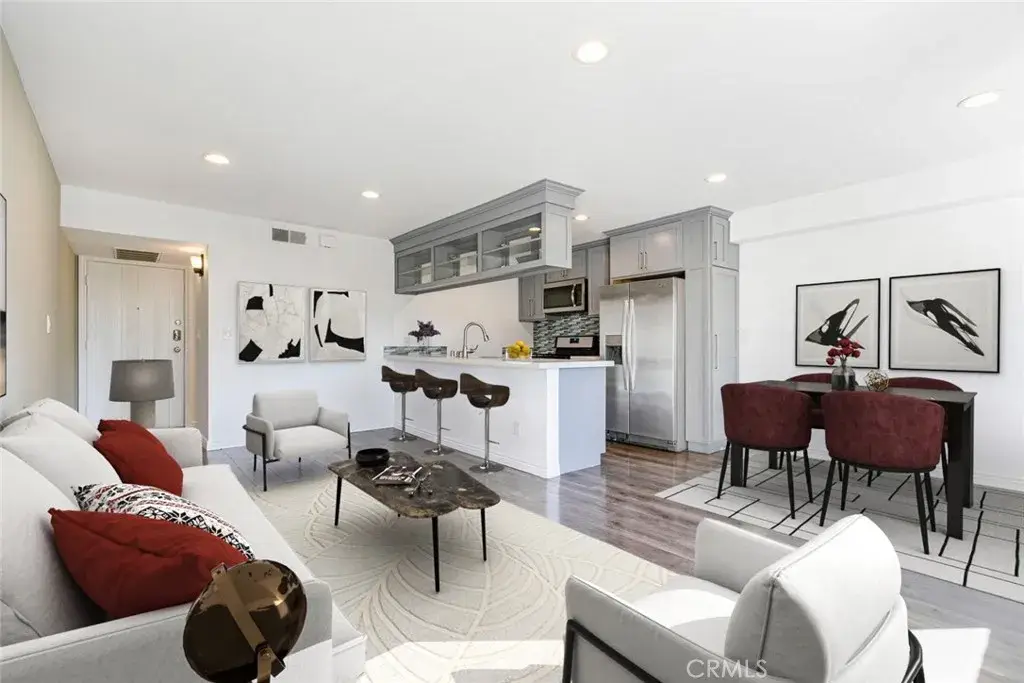 2700 Cahuenga Boulevard East #3104, Los Angeles, CA 90068 - Image #1