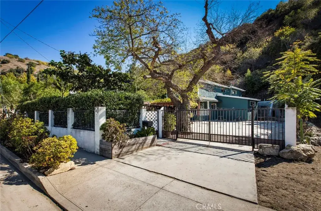 383 S Avenue 52, Highland Park, CA 90042 - Image #1