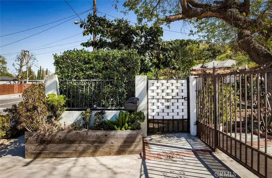 383 S Avenue 52, Highland Park, CA 90042 - Image #3