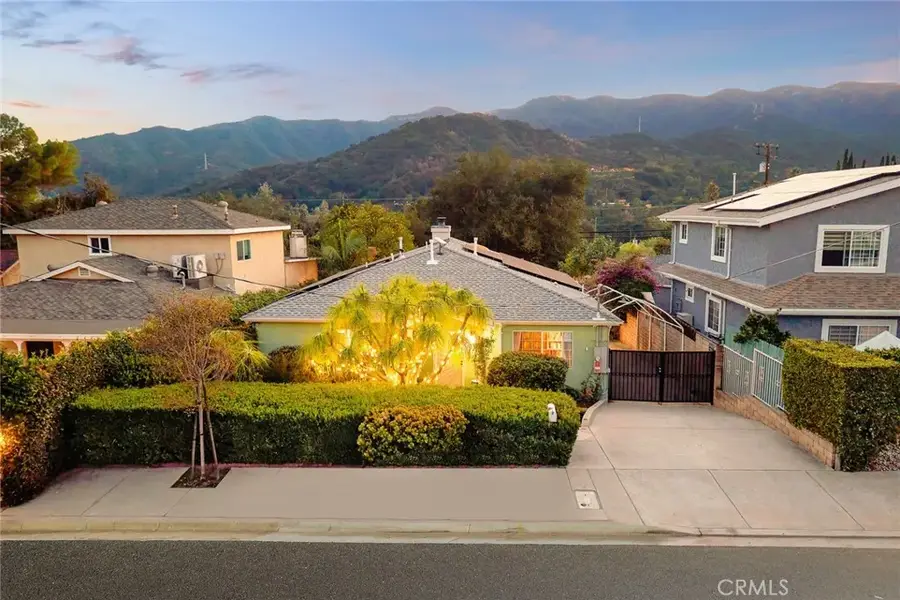 2966 Piedmont, La Crescenta, CA 91214 - Image #2