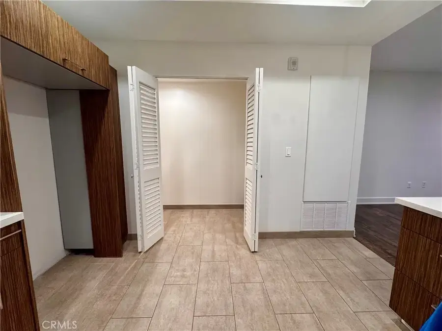 2428 E Del Mar Boulevard #101, Pasadena, CA 91107 - Image #3