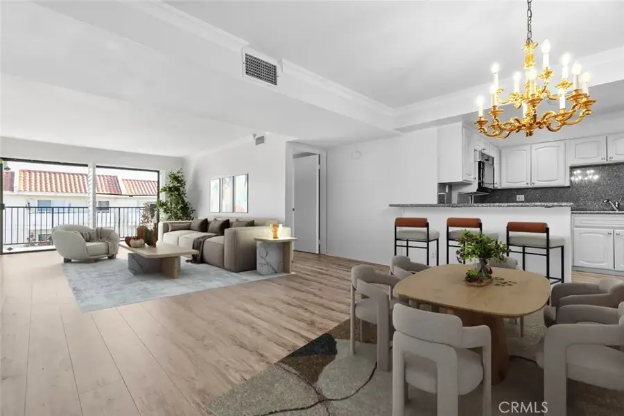 14804 Magnolia #6, Sherman Oaks, CA 91403 - Image #2