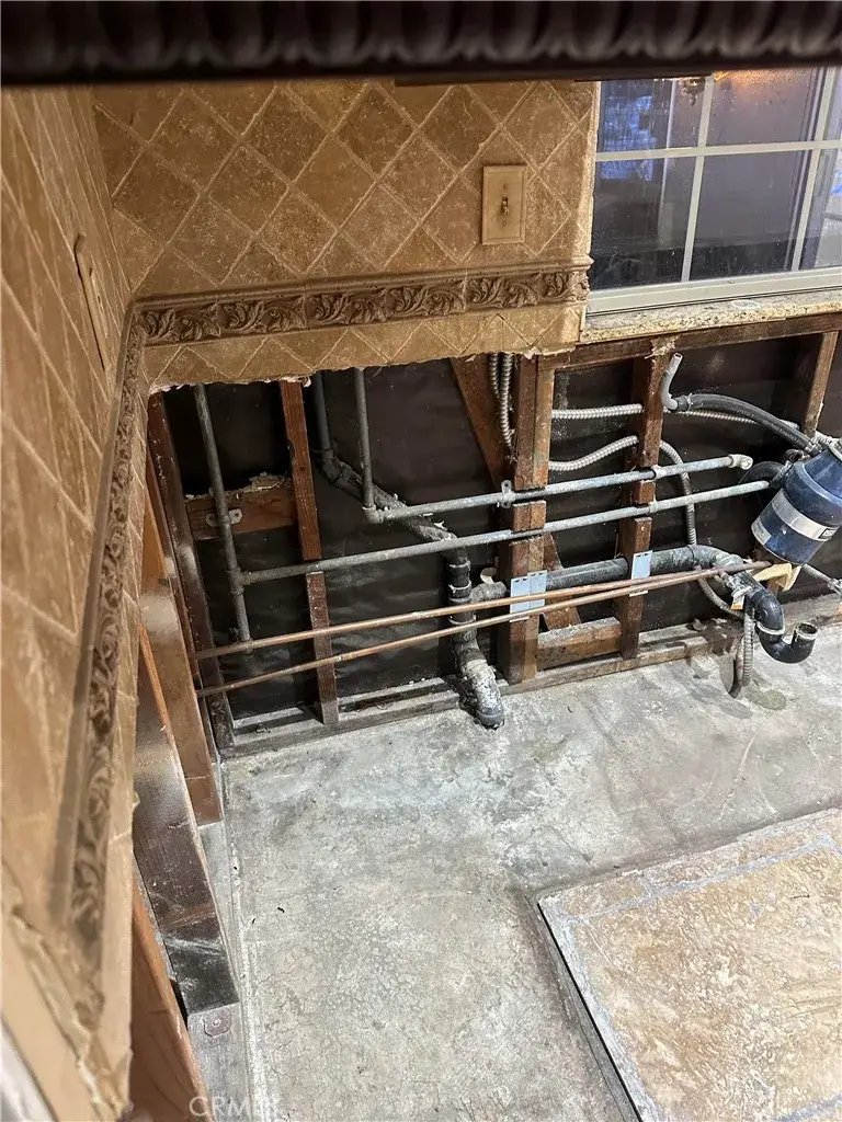 13000 Lull Street, North Hollywood, CA 91605 - Image #3