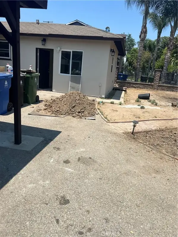 7341 Amestoy Avenue, Van Nuys, CA 91406