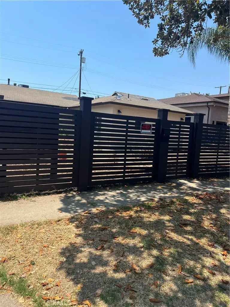 7341 Amestoy Avenue, Van Nuys, CA 91406 - Image #3