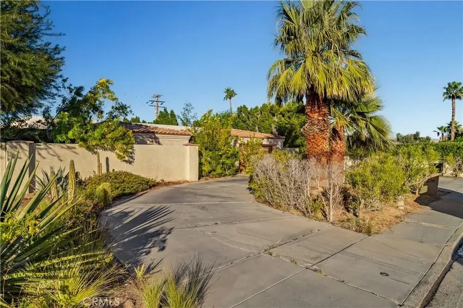 1820 E Racquet Club, Palm Springs, CA 92262 - Image #2