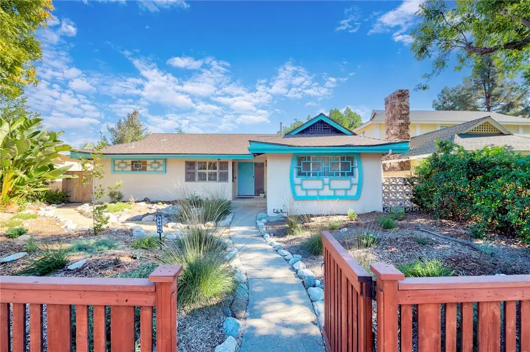 5406 Hazeltine Avenue, Sherman Oaks, CA 91401 - Image #1