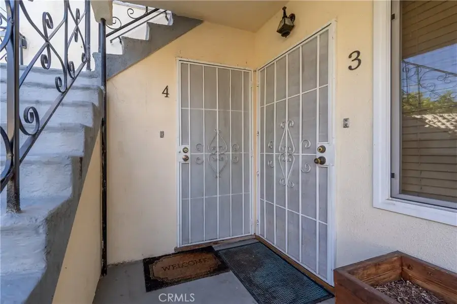 4579 Ambrose Avenue #4, Los Angeles, CA 90027 - Image #2