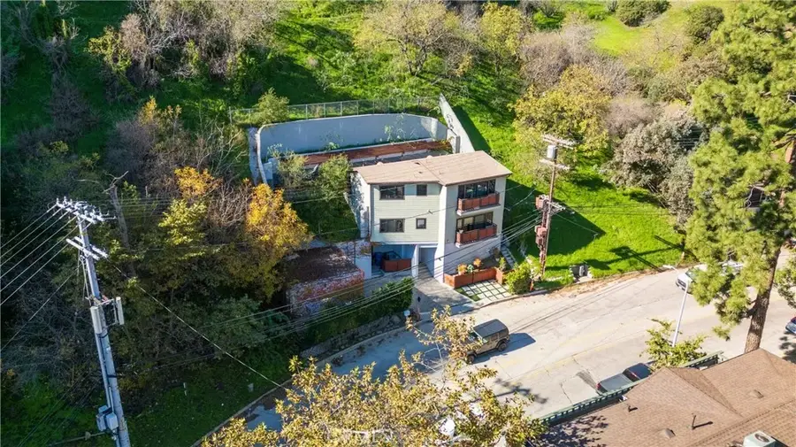 2239 Laurel Canyon, Los Angeles, CA 90046 - Image #2