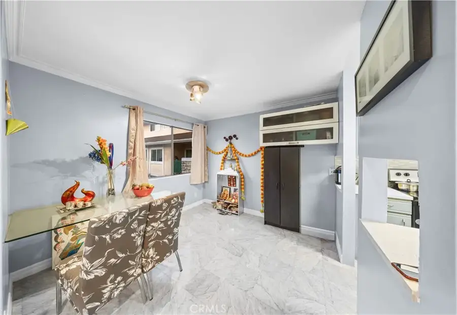 121 Sinclair Avenue #225, Glendale, CA 91206 - Image #3