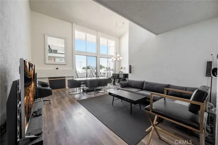 5310 Zelzah #312, Encino, CA 91316 - Image #2