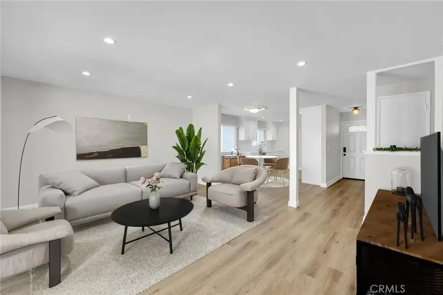 22123 Alamogordo Road, Saugus, CA 91350 - Image #3