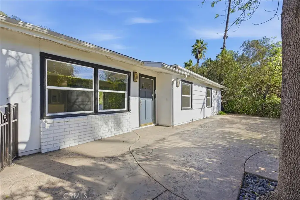 8123 Amor Road, Los Angeles, CA 90046 - Image #1