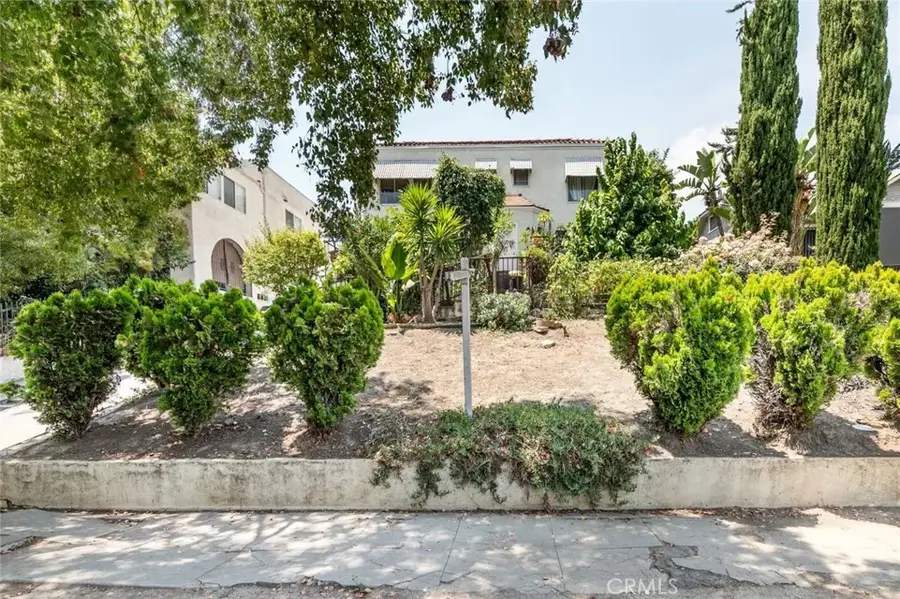 519 N Alexandria, Los Angeles, CA 90004 - Image #2