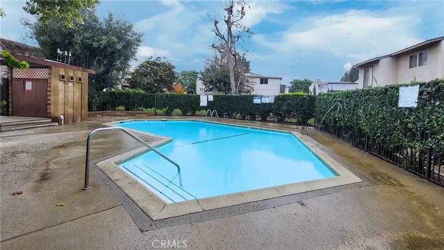 809 E Acacia #H, Glendale, CA 91205 - Image #2