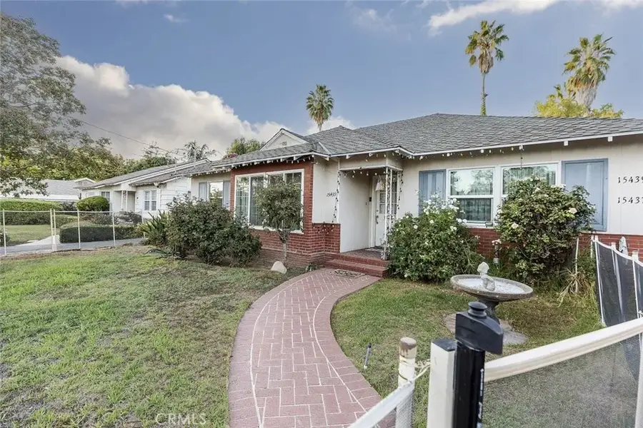 15439 Hart Street, Van Nuys, CA 91406 - Image #3