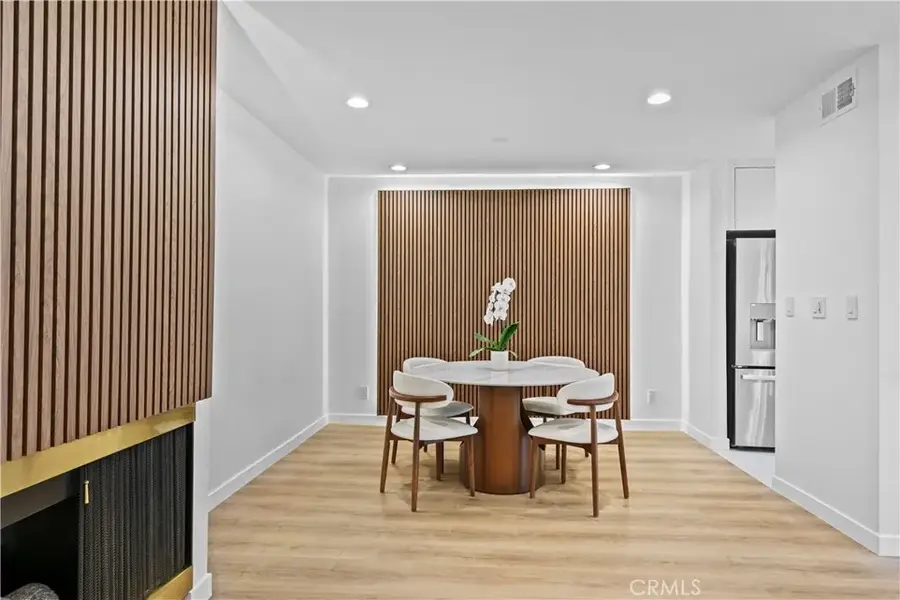 949 N Kings #215, West Hollywood, CA 90069 - Image #3