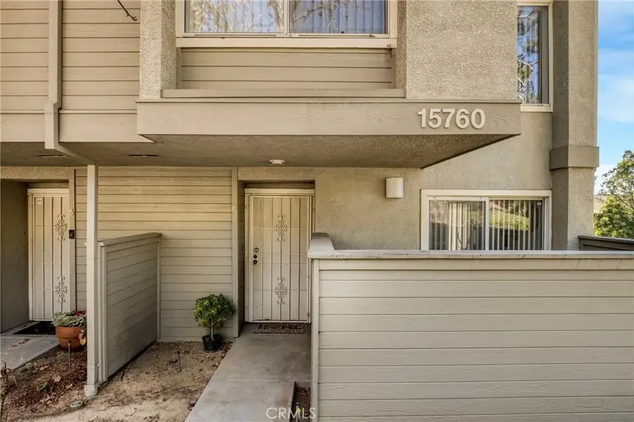 15760 Midwood, Granada Hills, CA 91344 - Image #3