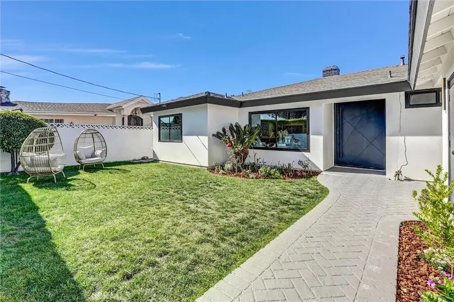 6847 Katherine, Van Nuys, CA 91405 - Image #3