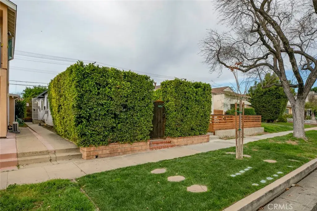 1423 N Hollywood, Burbank, CA 91505 - Image #1