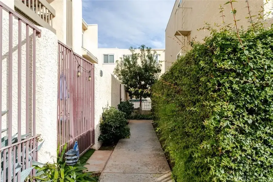 9950 Topanga Canyon, Chatsworth, CA 91311 - #2