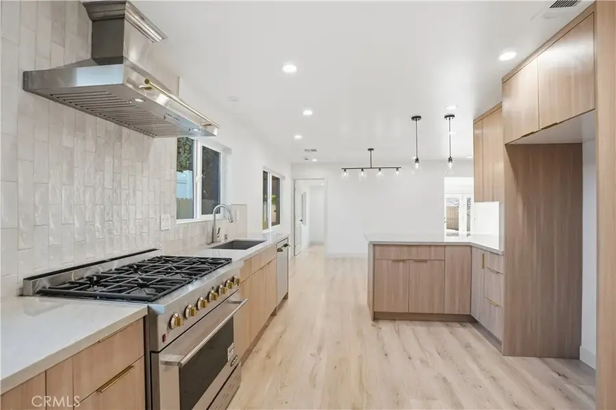 12952 Elkwood, North Hollywood, CA 91605 - #3