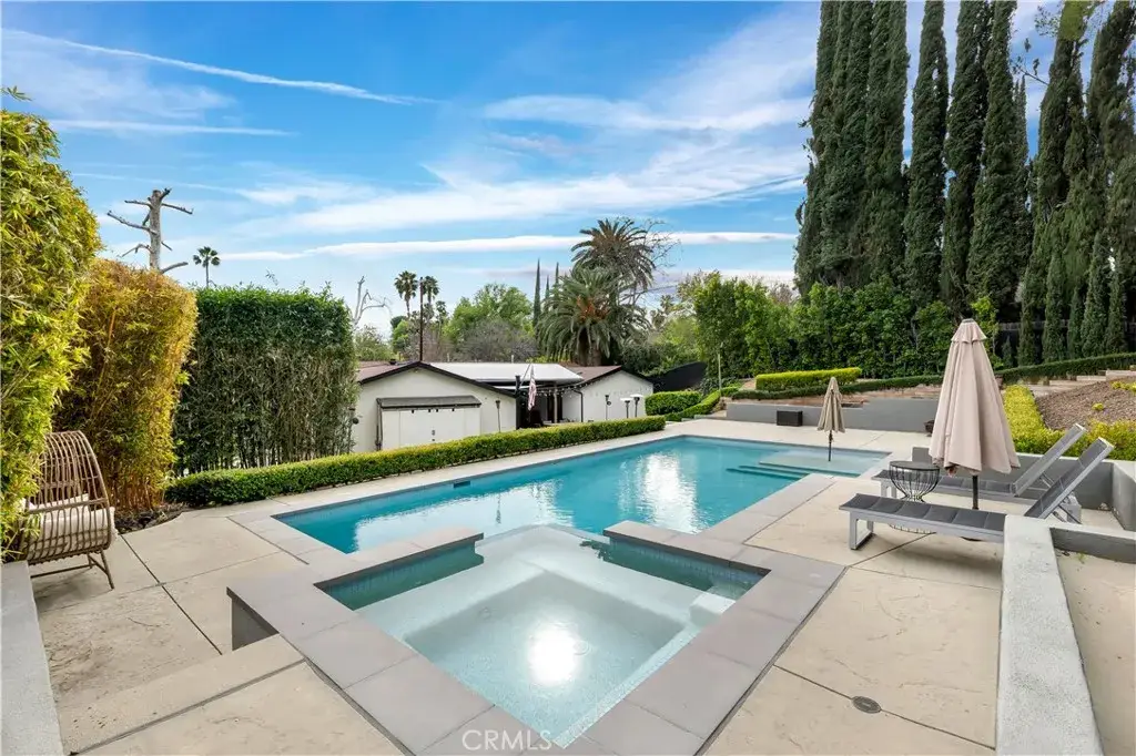 6013 Lubao, Woodland Hills, CA 91367 - #1