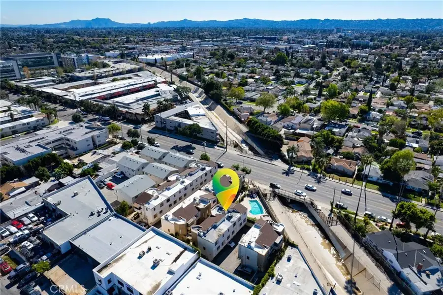 14715 Saticoy Street #14, Van Nuys, CA 91405 - #2