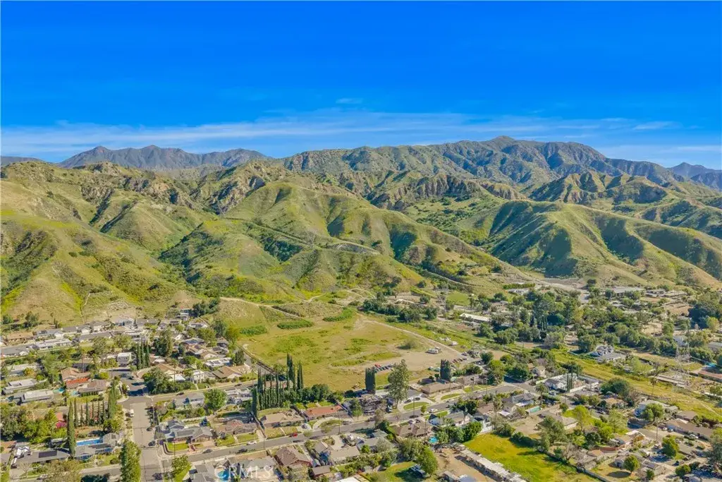 11326 Wheatland, Sylmar, CA 91342 - #1
