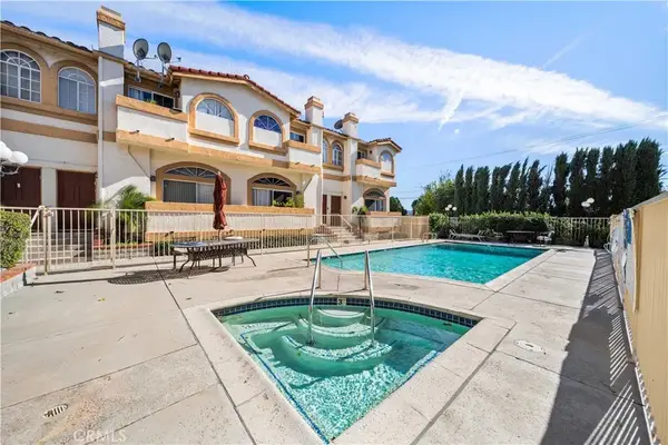 19950 Sherman Way Unit A #A, Winnetka, CA 91306