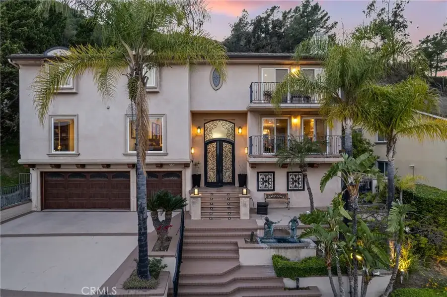 3435 Oakmont View Drive, Glendale, CA 91208 - #3