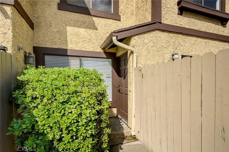 8601 Sunland Boulevard #5, Sun Valley, CA 91352 - #2